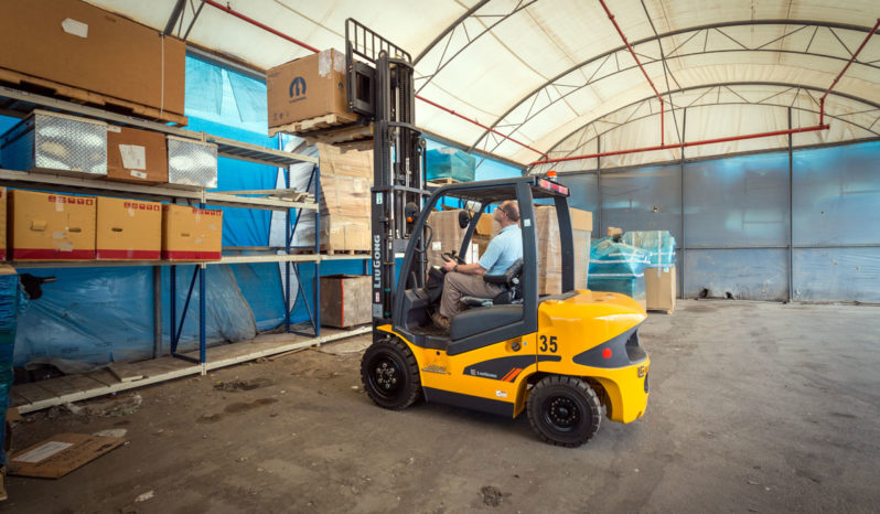 Xe nâng Diesel CLG2035H